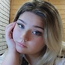 Знакомства: Лера, 19 лет, Новомосковск