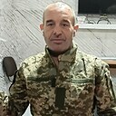 Знакомства: Максим, 41 год, Николаев