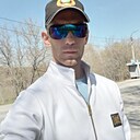 Знакомства: Максим, 33 года, Искитим