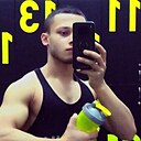 Знакомства: Дмитрий, 24 года, Новороссийск