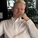 Знакомства: Илья, 25 лет, Томск
