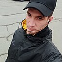 Знакомства: Валентин, 26 лет, Артем