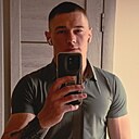 Знакомства: Артём, 26 лет, Геническ