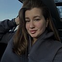 Знакомства: Юлия, 28 лет, Санкт-Петербург