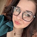 Знакомства: Аня, 23 года, Магнитогорск
