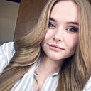 Знакомства: Алена, 25 лет, Екатеринбург