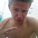 Знакомства: Ваня, 18 лет, Саратов