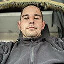Знакомства: Никита, 24 года, Мариуполь