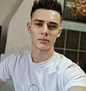 Знакомства: Maksim, 25 лет, Варшава