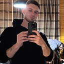 Знакомства: Виктор, 31 год, Хабаровск