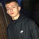 Знакомства: Кирилл, 18 лет, Москва