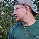 Знакомства: Данил, 22 года, Минеральные Воды