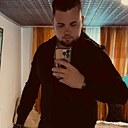 Знакомства: Adrian, 24 года, Craiova