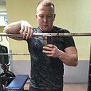 Знакомства: Артем, 32 года, Саратов