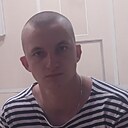 Знакомства: Валентин, 21 год, Севастополь