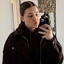 Знакомства: Тая, 20 лет, Курск