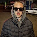 Знакомства: Дима, 18 лет, Оренбург