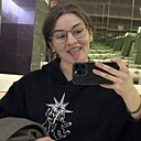 Знакомства: Аня, 18 лет, Москва