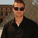 Знакомства: Виктор, 25 лет, Караганда