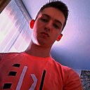 Знакомства: Максим, 18 лет, Речица