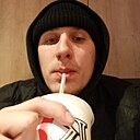 Знакомства: Александр, 26 лет, Белово