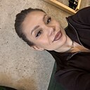 Знакомства: Алина, 28 лет, Санкт-Петербург
