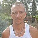 Знакомства: Эдуард, 45 лет, Безенчук
