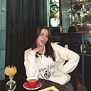 Знакомства: Вероника, 20 лет, Екатеринбург