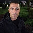 Знакомства: Валера, 37 лет, Балаково