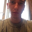 Знакомства: Илья, 27 лет, Челябинск