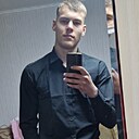 Знакомства: Евгений, 22 года, Нягань