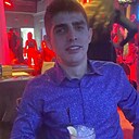 Знакомства: Арсений, 30 лет, Краснокамск