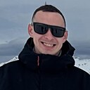 Знакомства: Кирилл, 28 лет, Таганрог