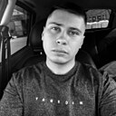Знакомства: Антон, 22 года, Таганрог