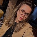 Знакомства: Юлия, 37 лет, Москва