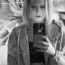 Знакомства: Кариночка, 18 лет, Курган