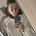 Знакомства: Максим, 21 год, Екатеринбург