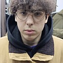 Знакомства: Ильнар, 21 год, Ижевск