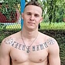 Знакомства: Илья, 24 года, Отрадный