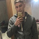Знакомства: Дмитрий, 22 года, Москва