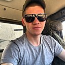 Знакомства: Максим, 25 лет, Енакиево
