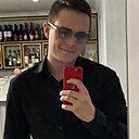 Знакомства: Артем, 26 лет, Саратов