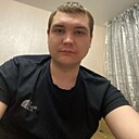 Знакомства: Максим, 22 года, Курган