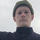 Знакомства: Александр, 24 года, Соликамск