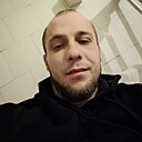 Знакомства: Гарик, 29 лет, Юрга