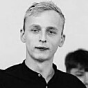 Знакомства: Денис, 31 год, Васильковка