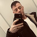 Знакомства: Виталик, 37 лет, Серпухов