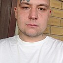 Знакомства: Илья, 27 лет, Молодечно