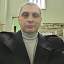 Знакомства: Макс, 43 года, Миллерово
