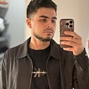 Знакомства: Артем, 25 лет, Мытищи